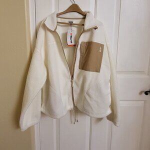 Women's Bass outdoor lightweight jacket Cream/Tan SIZE:  MEDIUM NWT